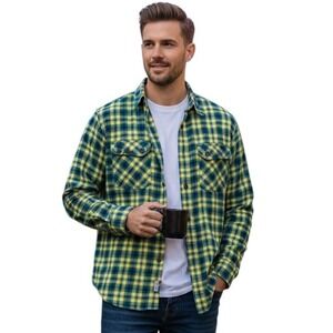 Duluth Trading Free Swingin Wicking Plaid Flannel Shirt Size Medium